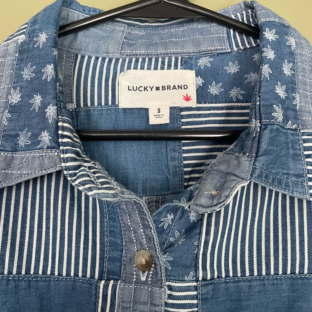 Lucky Brand patchwork button-down denim shirt fea… - image 2